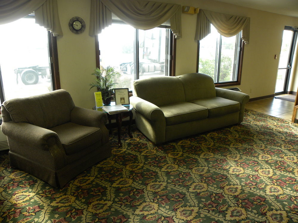 New Victorian Inn & Suites Kearney Extérieur photo