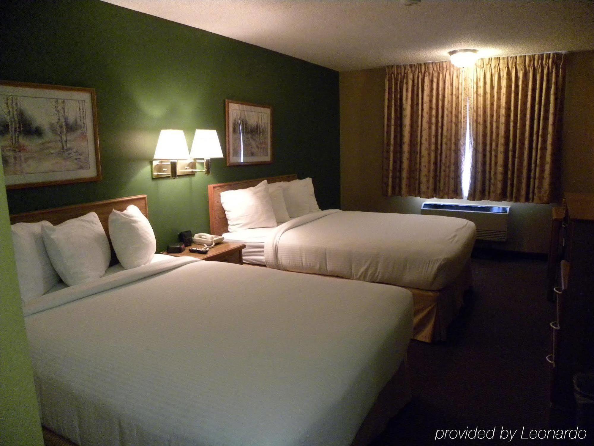 New Victorian Inn & Suites Kearney Extérieur photo