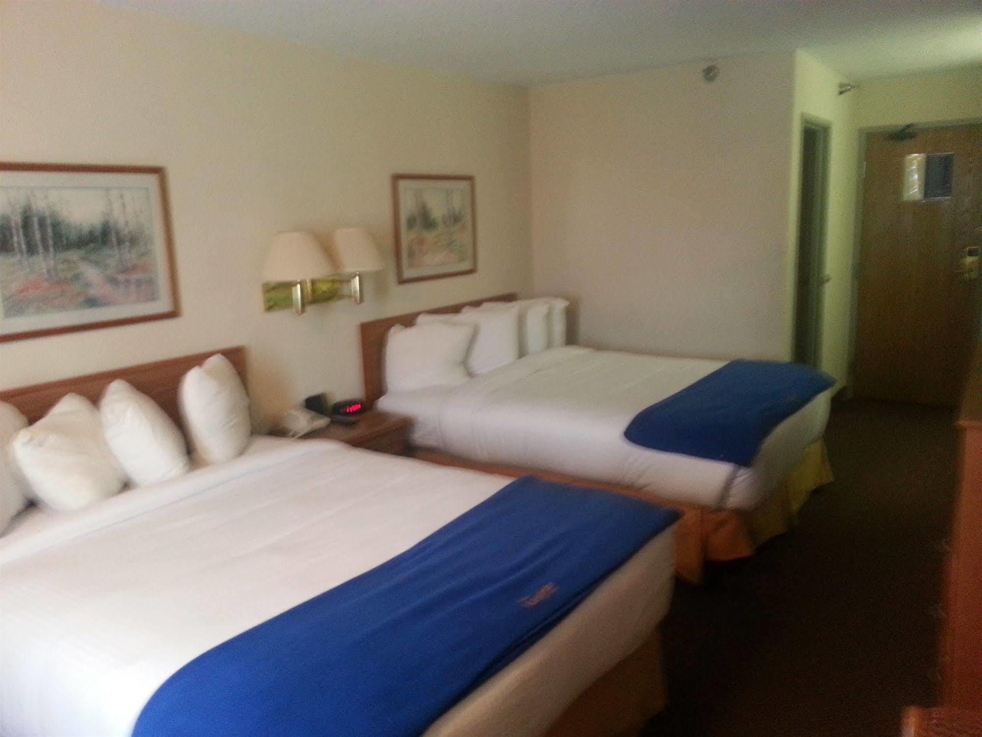 New Victorian Inn & Suites Kearney Extérieur photo