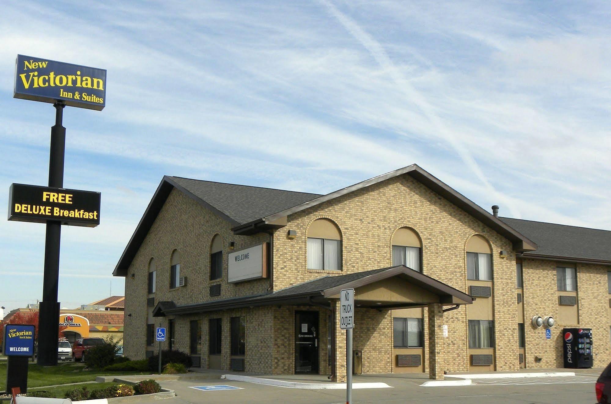 New Victorian Inn & Suites Kearney Extérieur photo